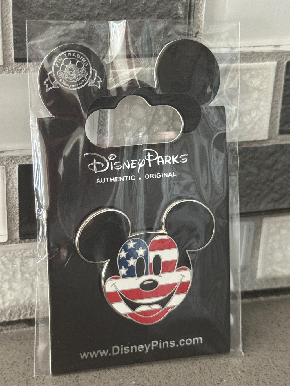 🇺🇸Mickey Mouse American Flag Face Pin –Official Disney Park Trading Pin NEW❤️🤍💙